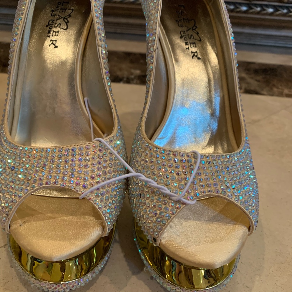 New Pleaser Rhinestone Heels Size 7... - Picture 3 of 7